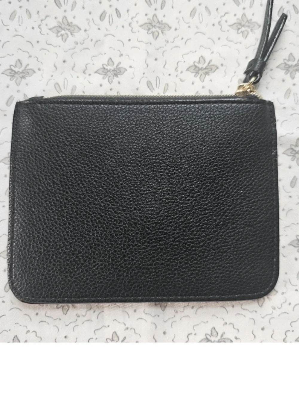 Victoria's Secret Black Card Wallet with Gold Accent studs and Keychain NWOT - Picture 5 of 6